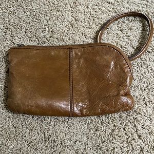 Hobo sable wristlet brown